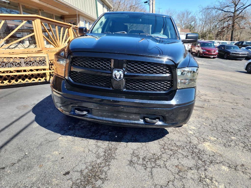 Photo 4 of this RAM 1500