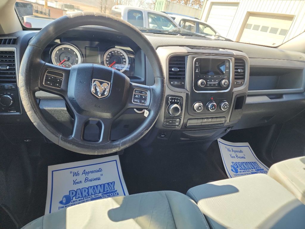 Photo 7 of this RAM 1500