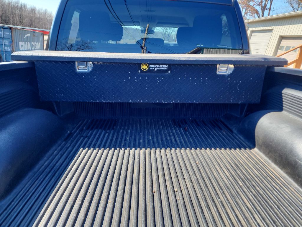 Photo 2 of this RAM 1500