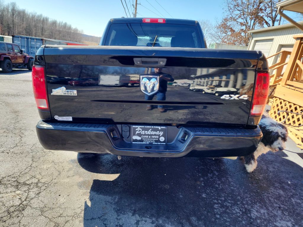 Photo 3 of this RAM 1500