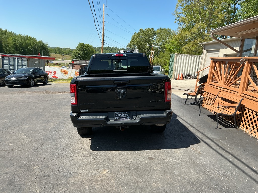 Photo 7 of this RAM 1500