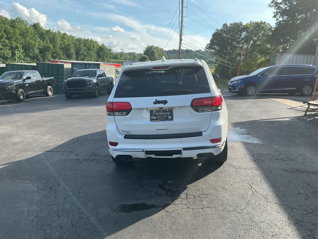 Photo 7 of this JEEP GRAND CHEROKEE