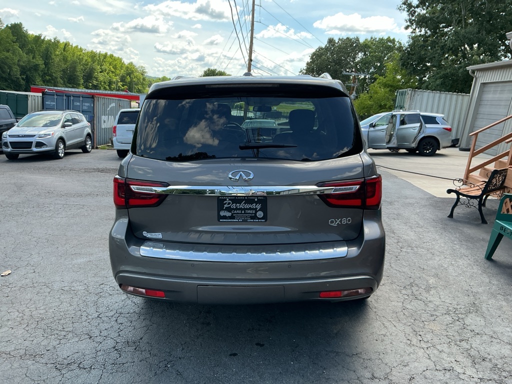 Photo 7 of this INFINITI QX80