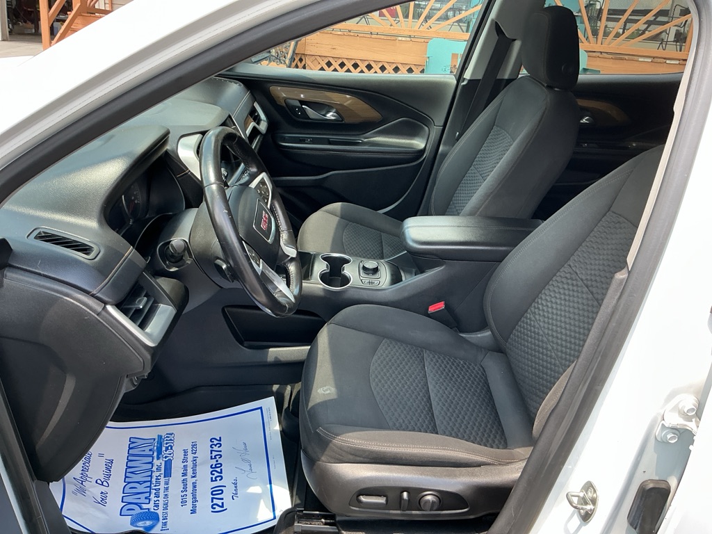Photo 11 of this GMC TERRAIN