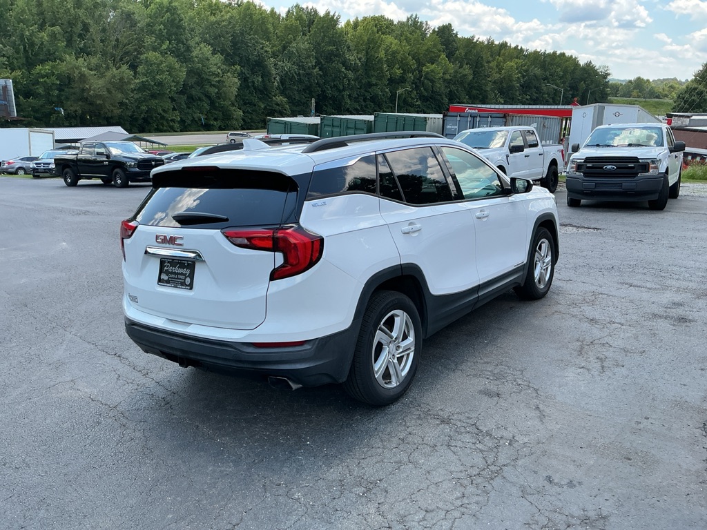 Photo 6 of this GMC TERRAIN