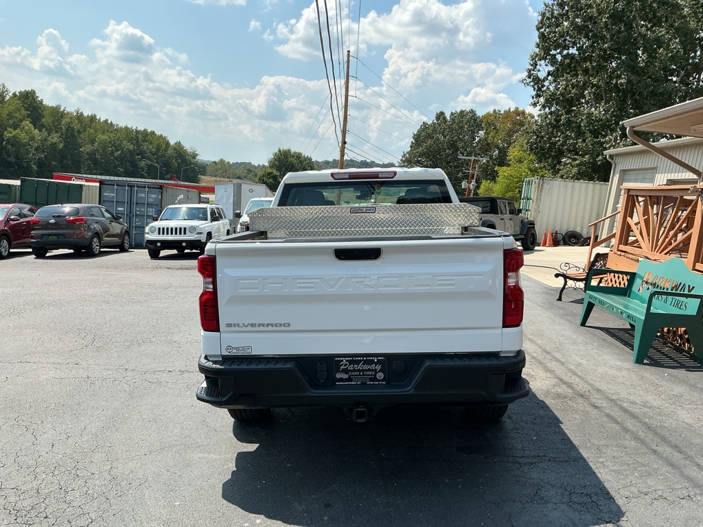 Photo 7 of this CHEVROLET SILVERADO 1500