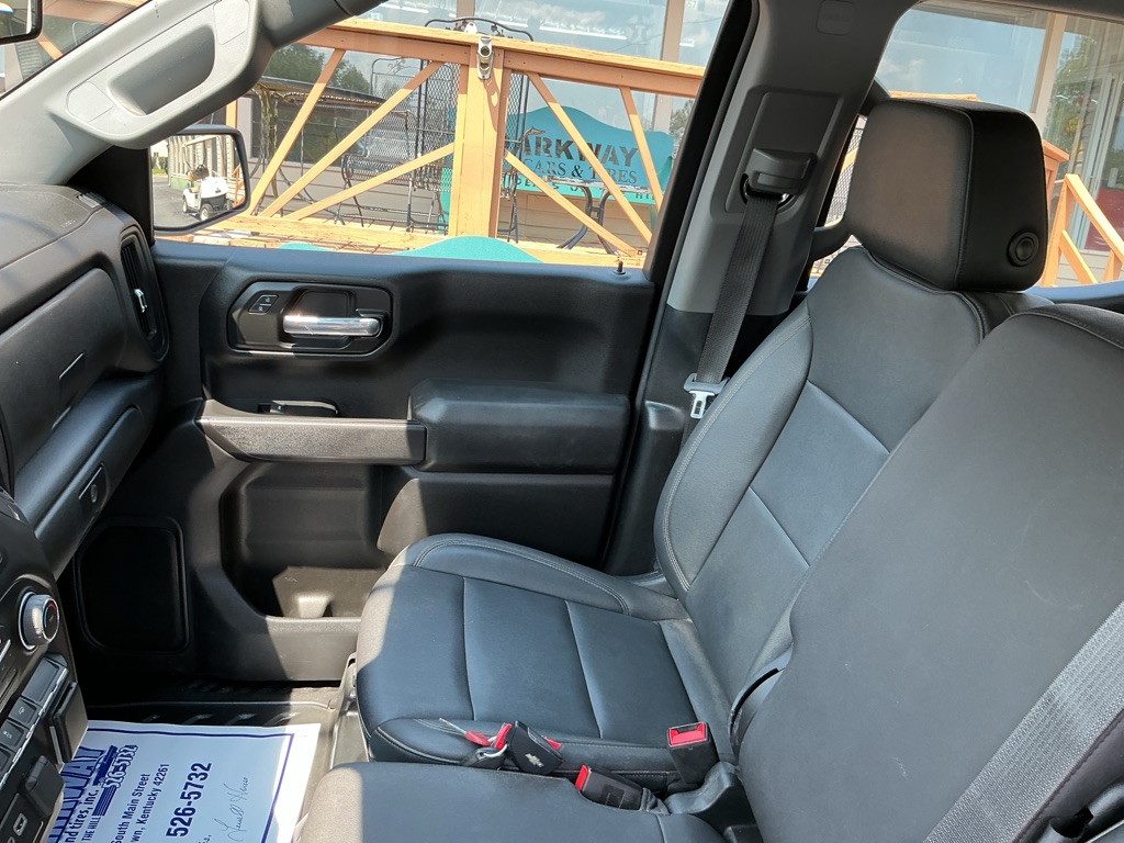 Photo 10 of this CHEVROLET SILVERADO 1500