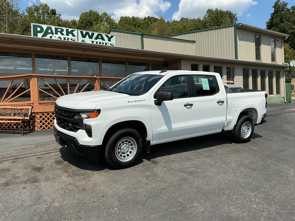 Photo 2 of this CHEVROLET SILVERADO 1500
