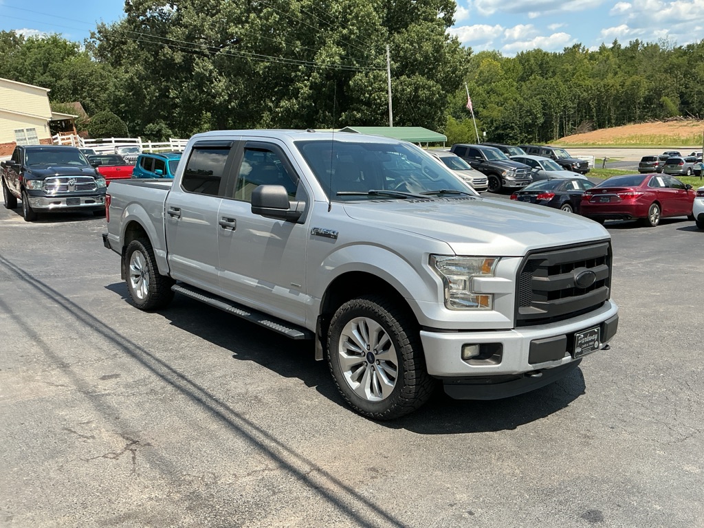 Photo 4 of this FORD F-150