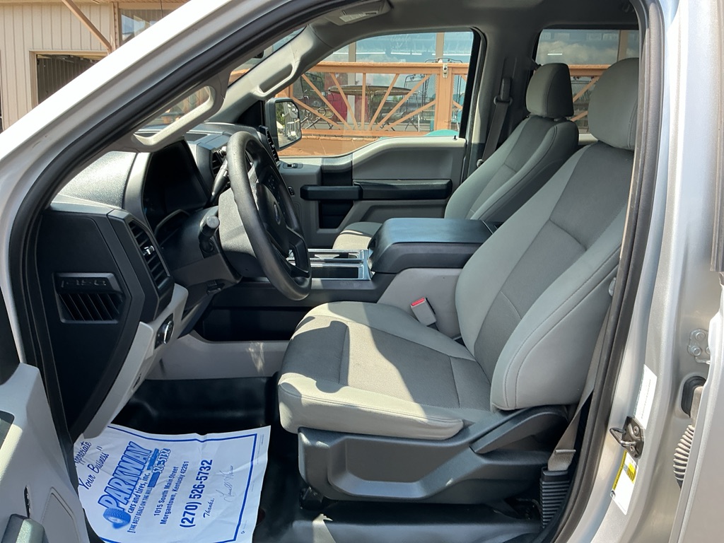 Photo 11 of this FORD F-150