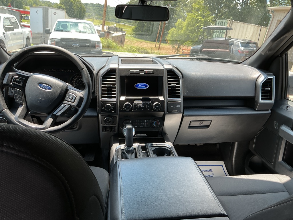 Photo 12 of this FORD F-150