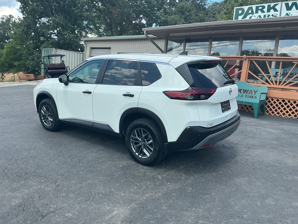 Photo 8 of this NISSAN ROGUE