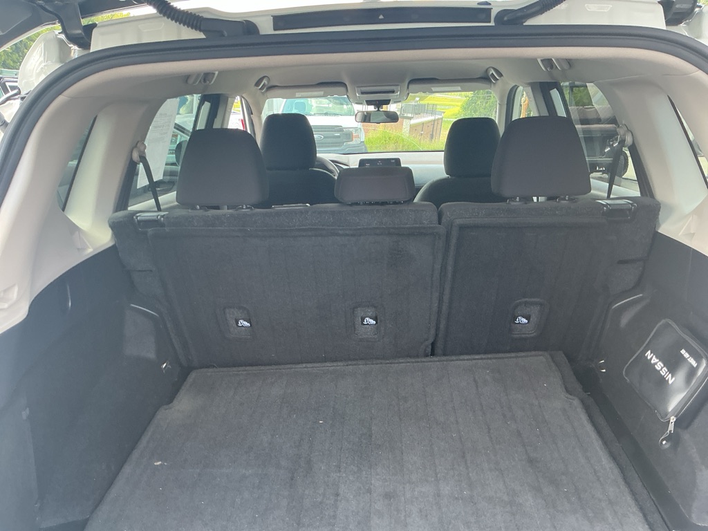 Photo 15 of this NISSAN ROGUE
