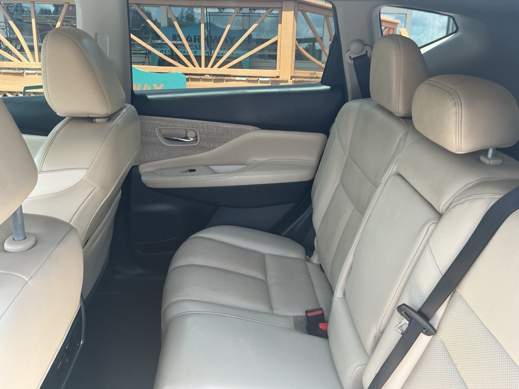 Photo 13 of this NISSAN MURANO