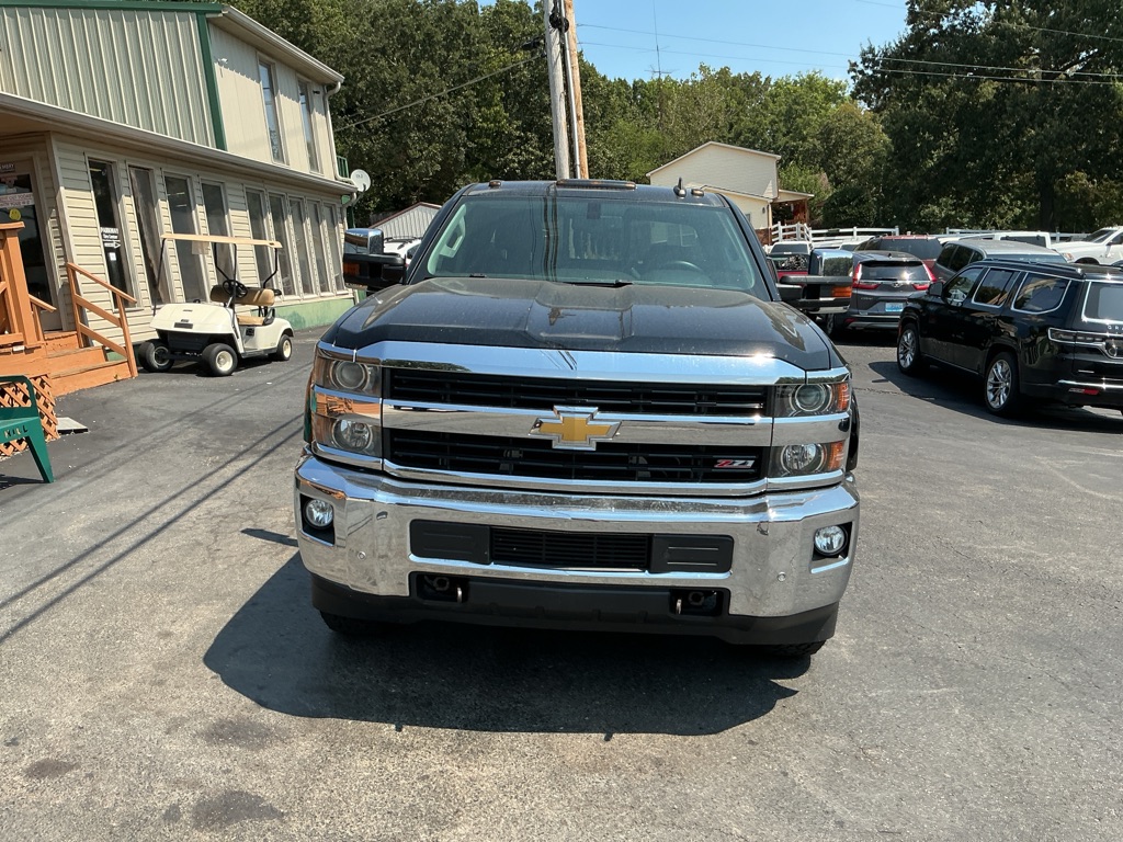 Photo 3 of this CHEVROLET SILVERADO 2500H
