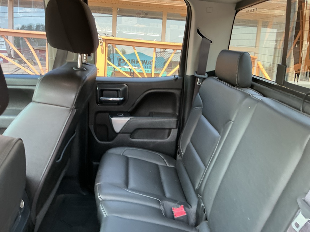 Photo 13 of this CHEVROLET SILVERADO 2500H