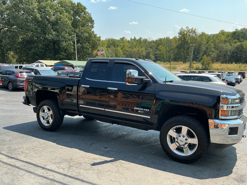 Photo 5 of this CHEVROLET SILVERADO 2500H