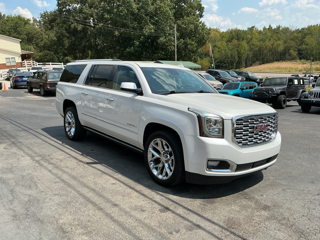 Photo 4 of this GMC YUKON XL