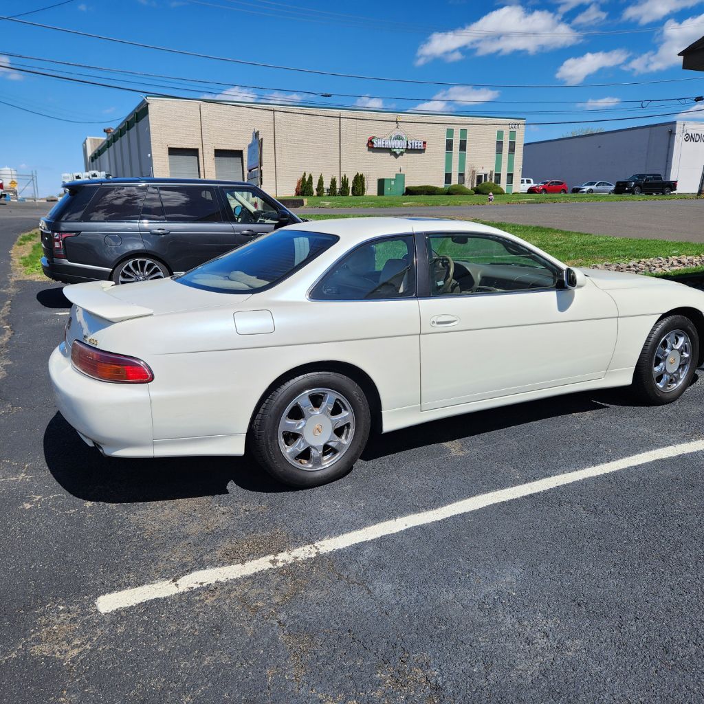 Photo 5 of this LEXUS SC