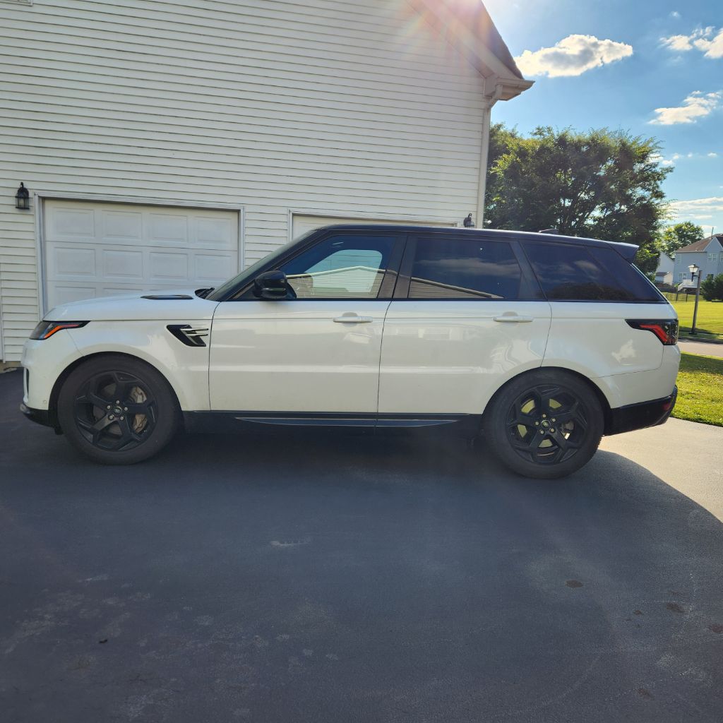 Photo 2 of this LAND ROVER RANGE ROVER SPO
