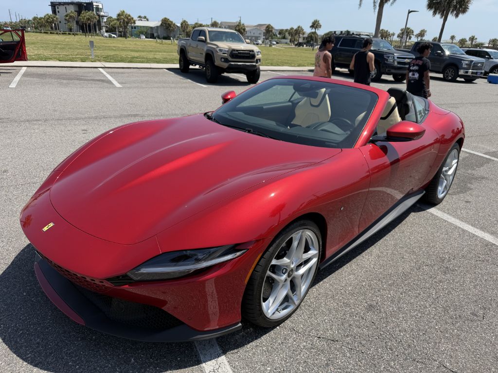 Photo 26 of this FERRARI ROMA SPIDER