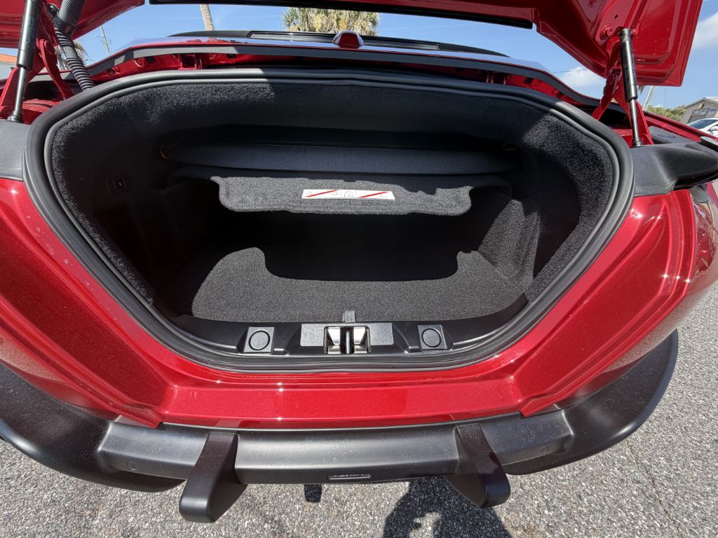 Photo 16 of this FERRARI ROMA SPIDER