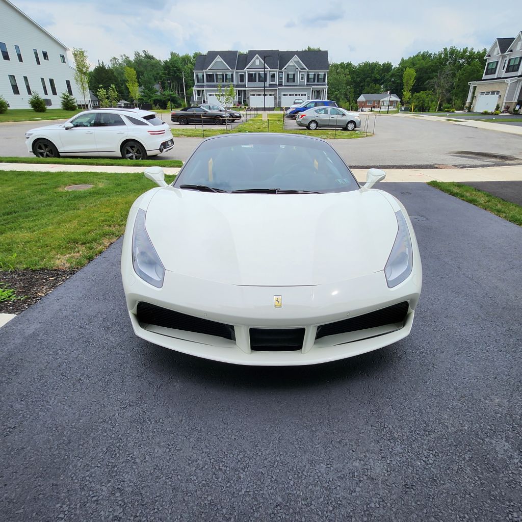 Photo 9 of this FERRARI 488 SPIDER