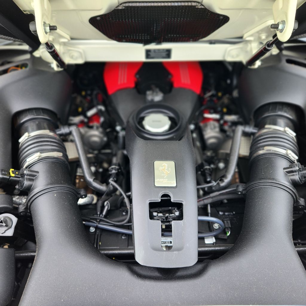 Photo 18 of this FERRARI 488 SPIDER