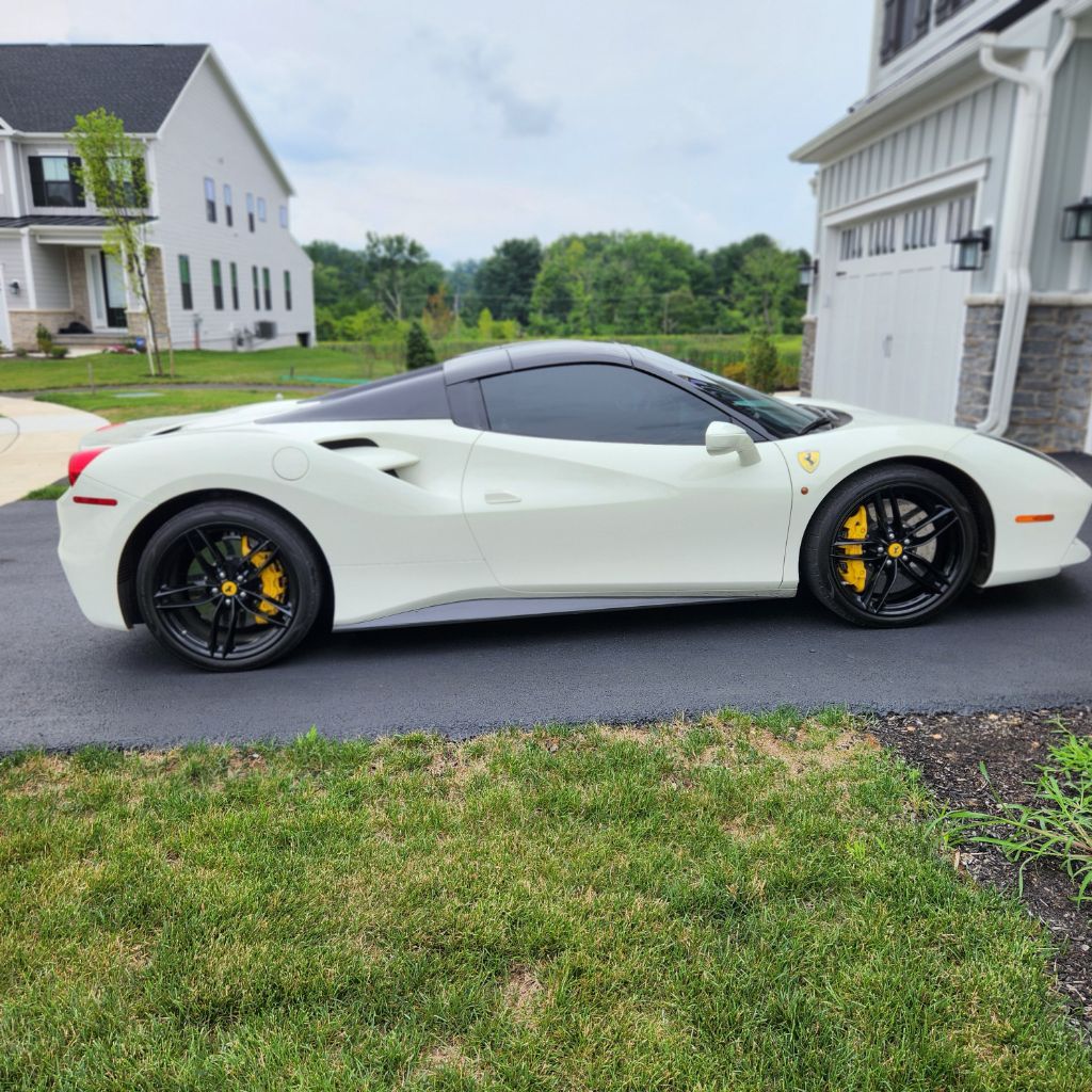 Photo 19 of this FERRARI 488 SPIDER