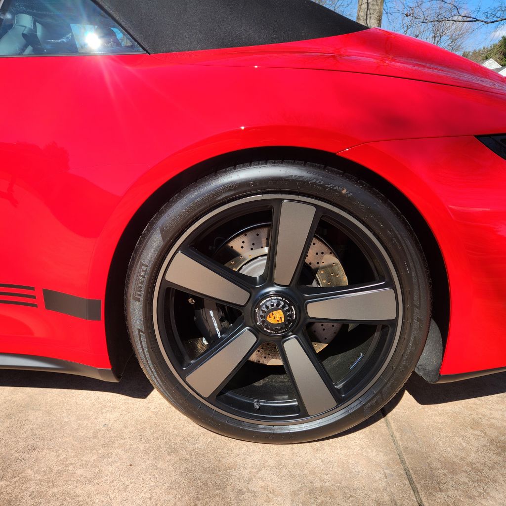 Photo 2 of this PORSCHE 911