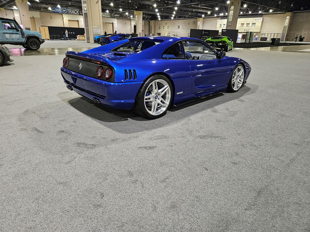 Photo 4 of this FERRARI F355
