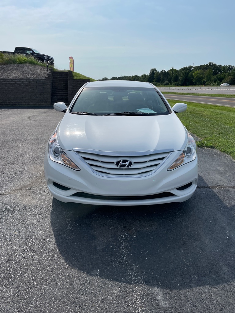 Photo 8 of this HYUNDAI SONATA
