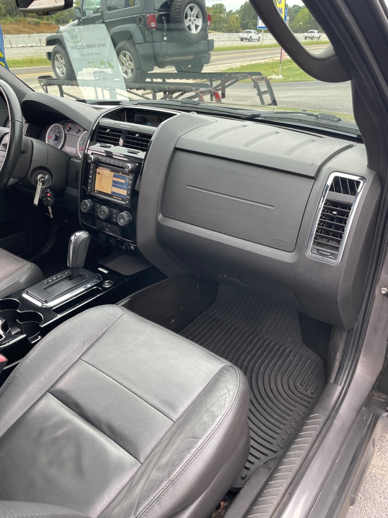 Photo 22 of this FORD ESCAPE
