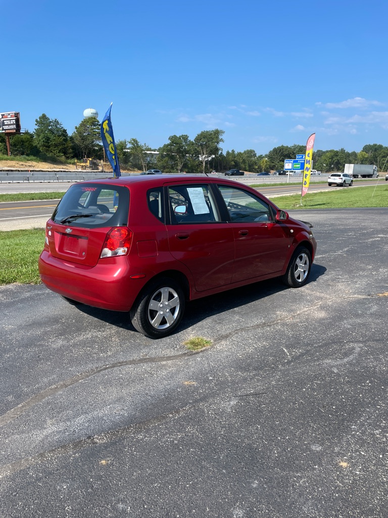 Photo 5 of this CHEVROLET AVEO