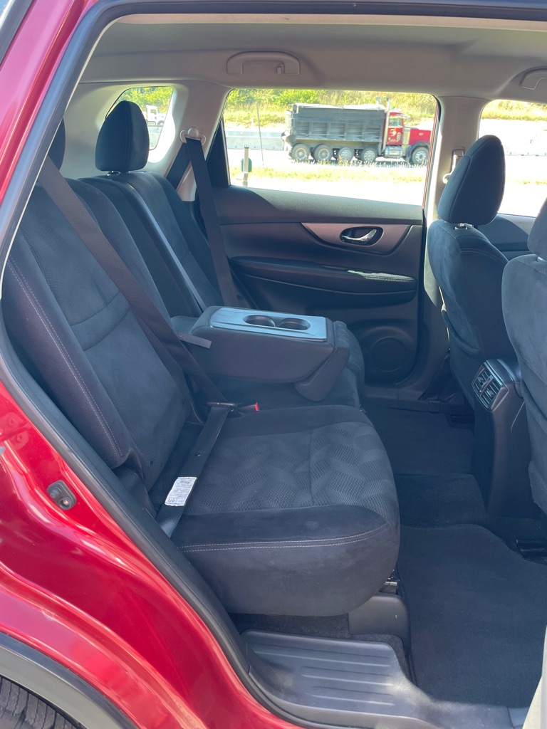 Photo 20 of this NISSAN ROGUE
