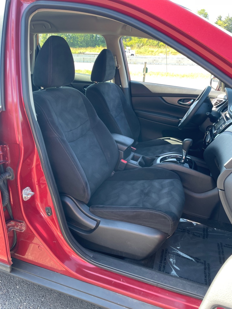 Photo 23 of this NISSAN ROGUE