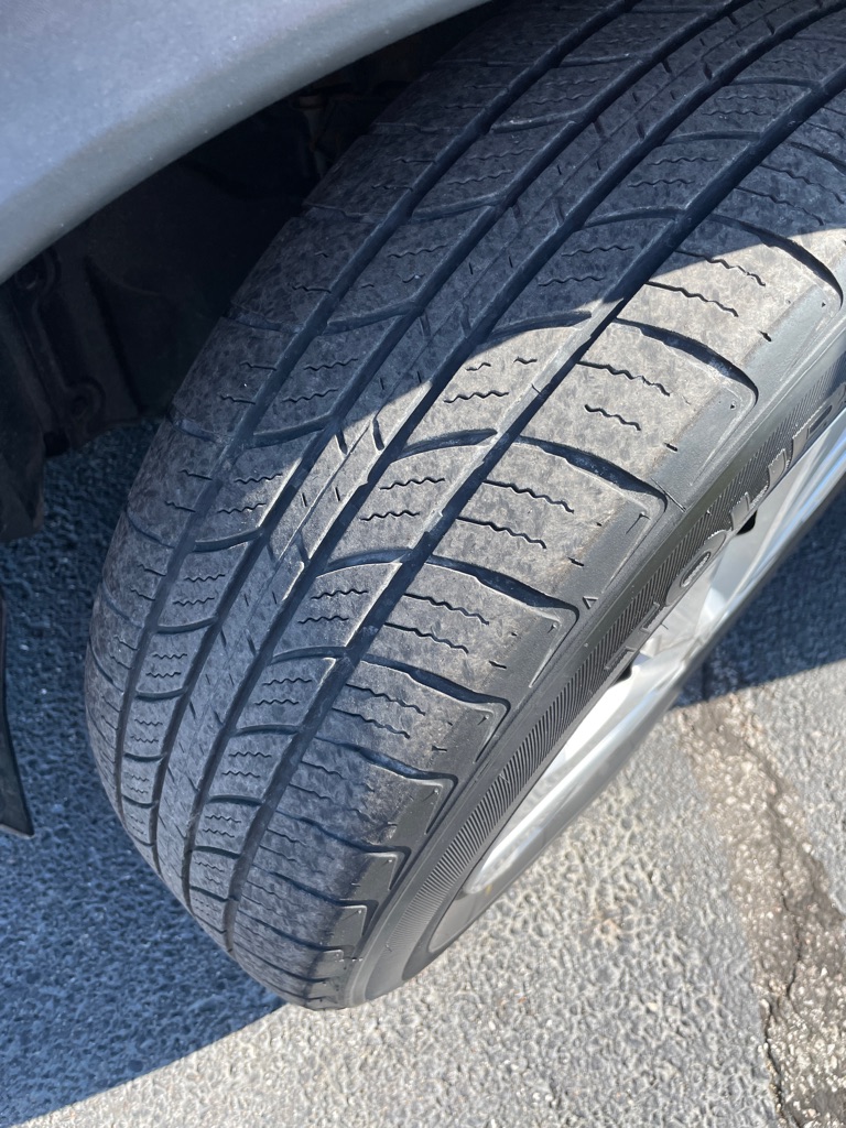 Photo 24 of this NISSAN ROGUE