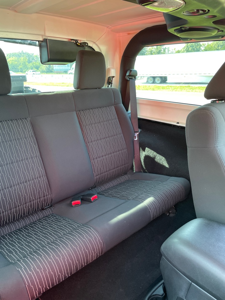 Photo 16 of this JEEP WRANGLER