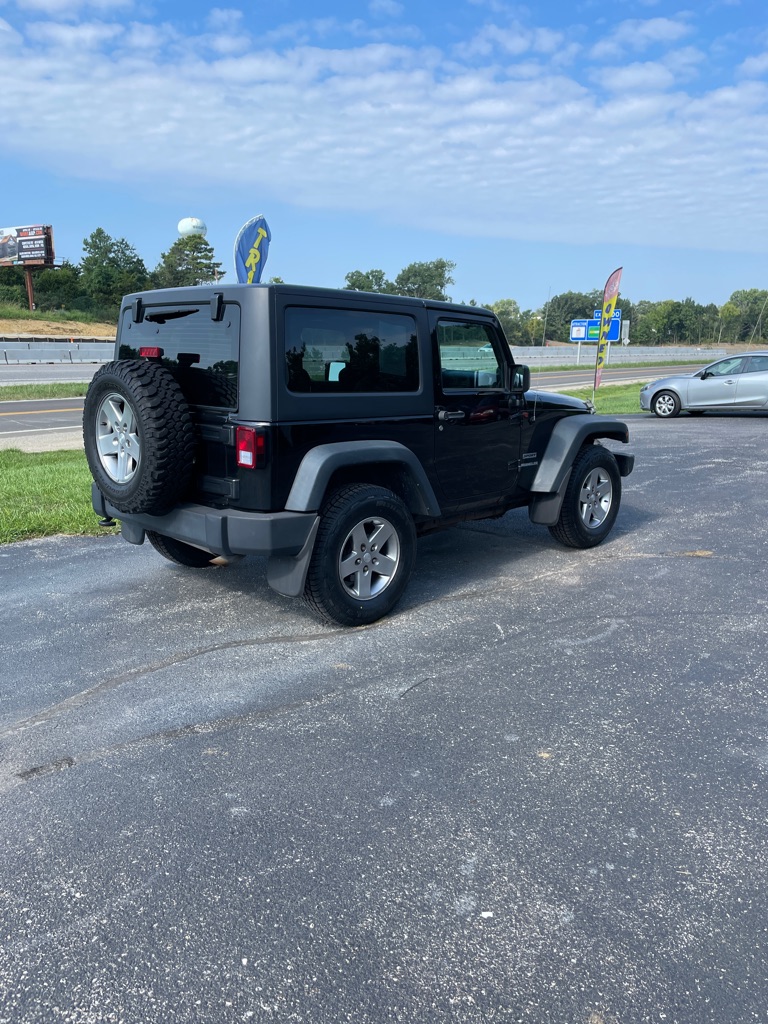 Photo 5 of this JEEP WRANGLER