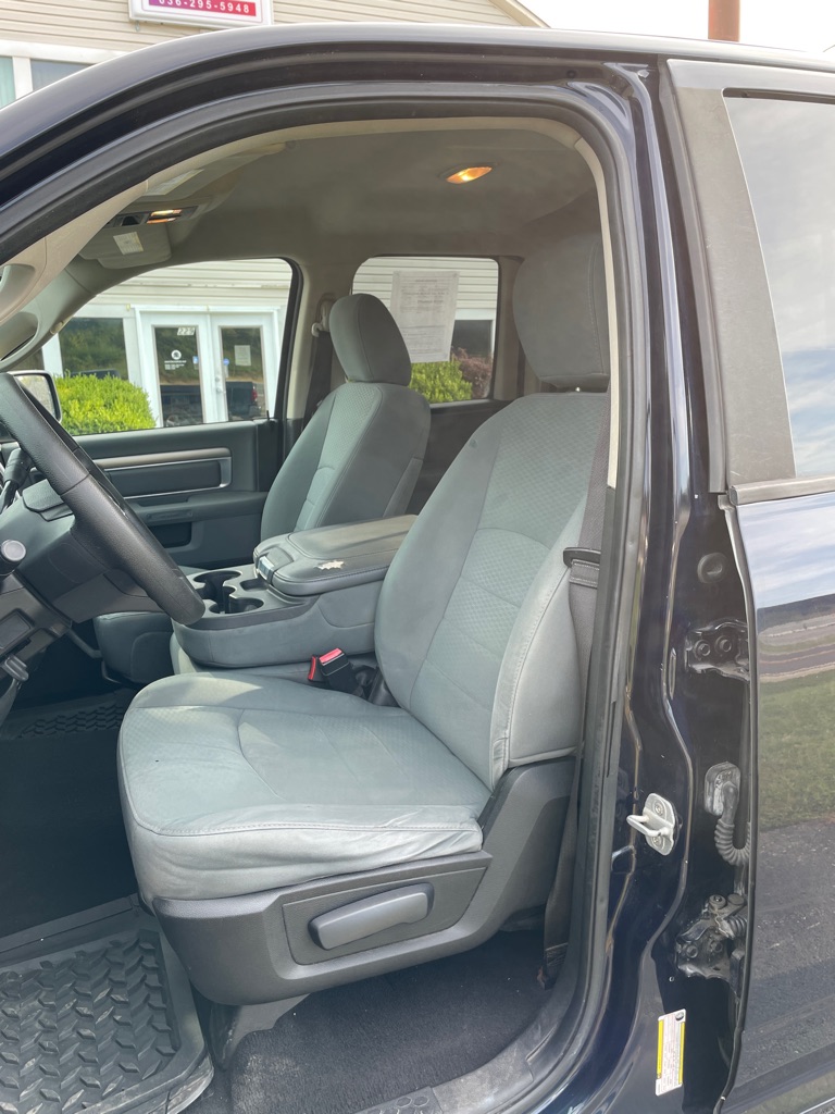 Photo 14 of this RAM 1500