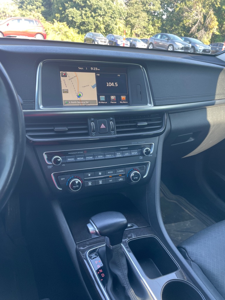 Photo 13 of this KIA OPTIMA