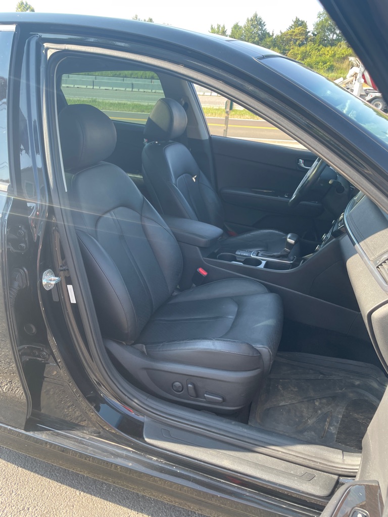 Photo 24 of this KIA OPTIMA
