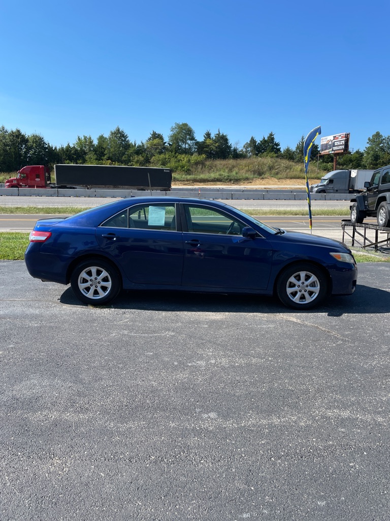 Photo 6 of this TOYOTA CAMRY