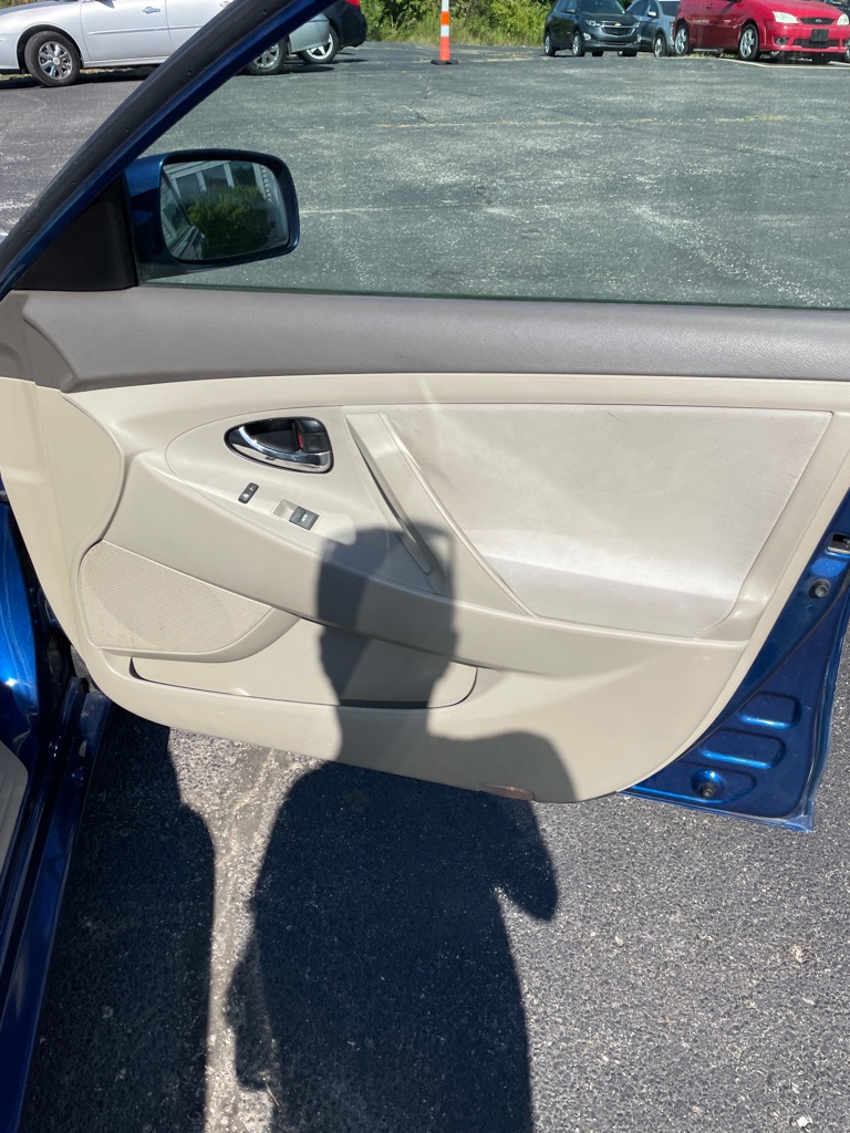 Photo 22 of this TOYOTA CAMRY