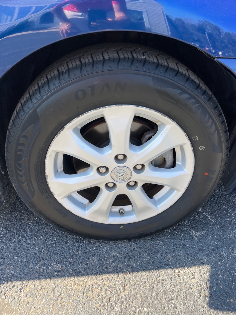 Photo 24 of this TOYOTA CAMRY