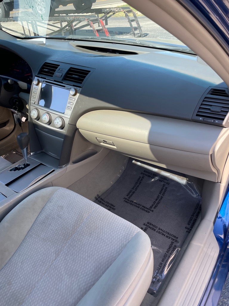 Photo 21 of this TOYOTA CAMRY