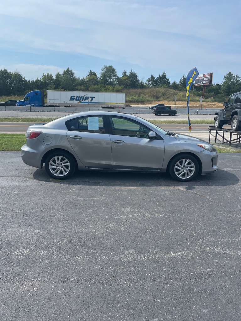 Photo 6 of this MAZDA 3