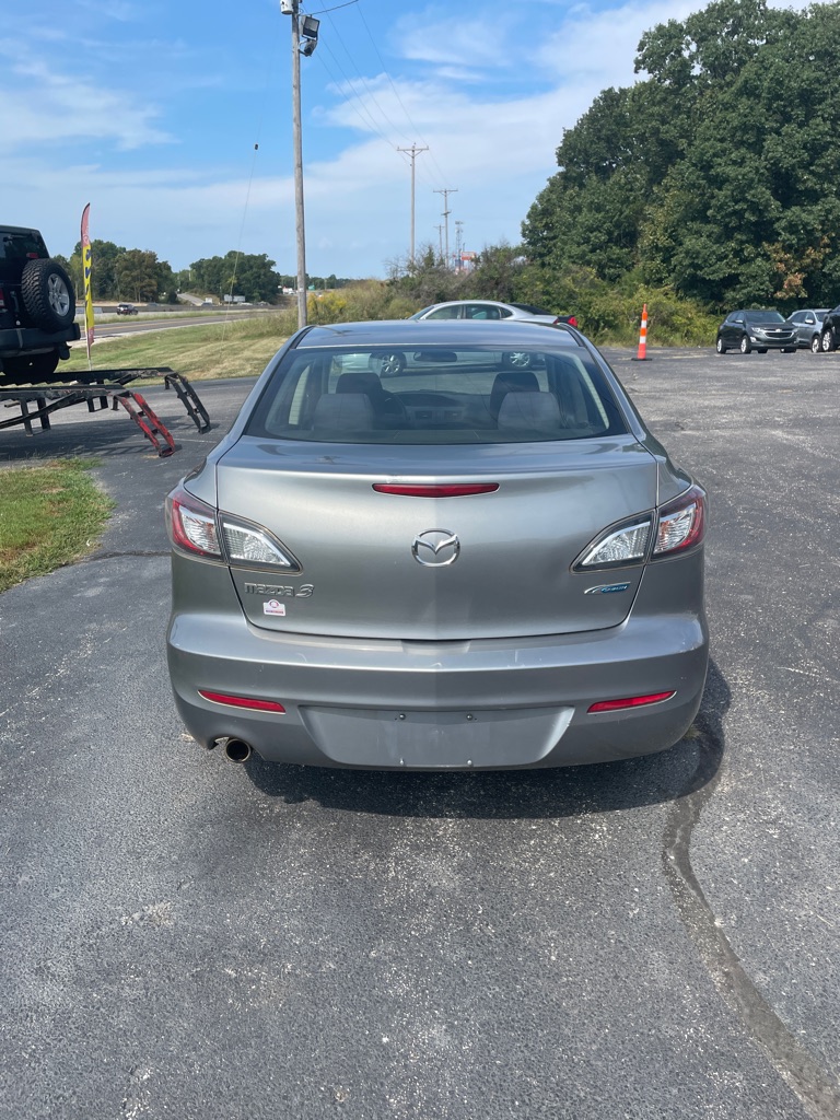 Photo 4 of this MAZDA 3