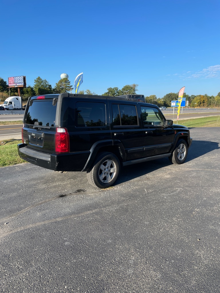 Photo 5 of this JEEP COMMANDER