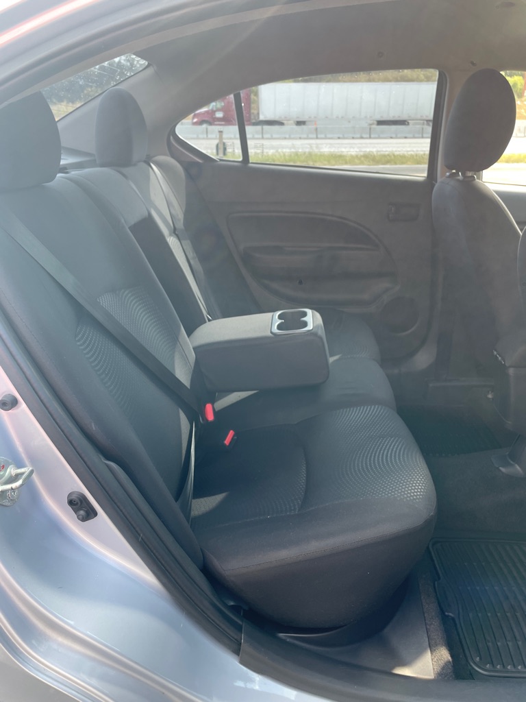 Photo 19 of this MITSUBISHI MIRAGE